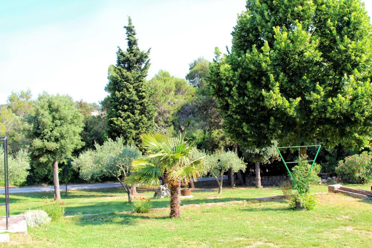 Funcic Apartments Banjole Exterior foto